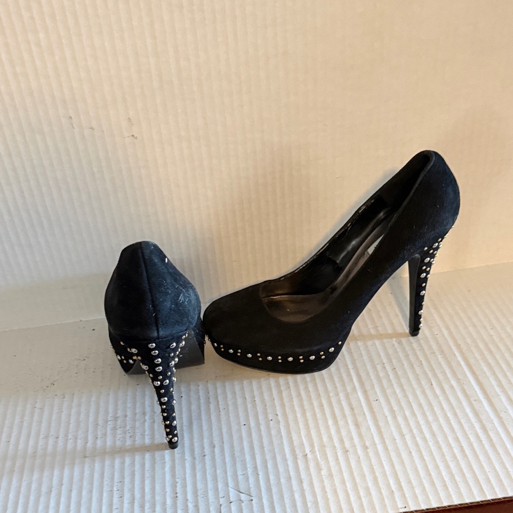 Steve Madden Black Studded Heels